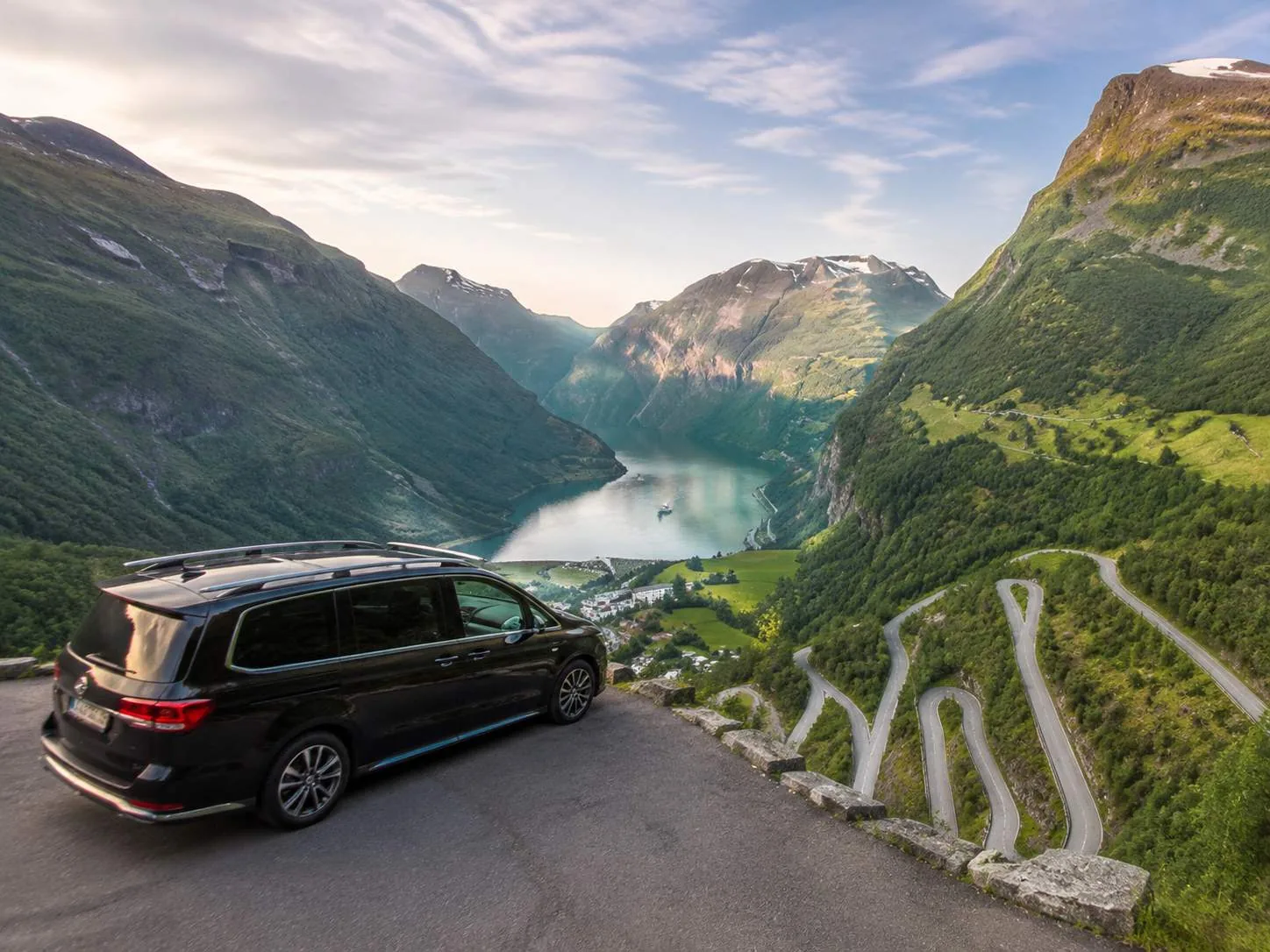 Da Ålesund: gita privata di un giorno al Geirangerfjord